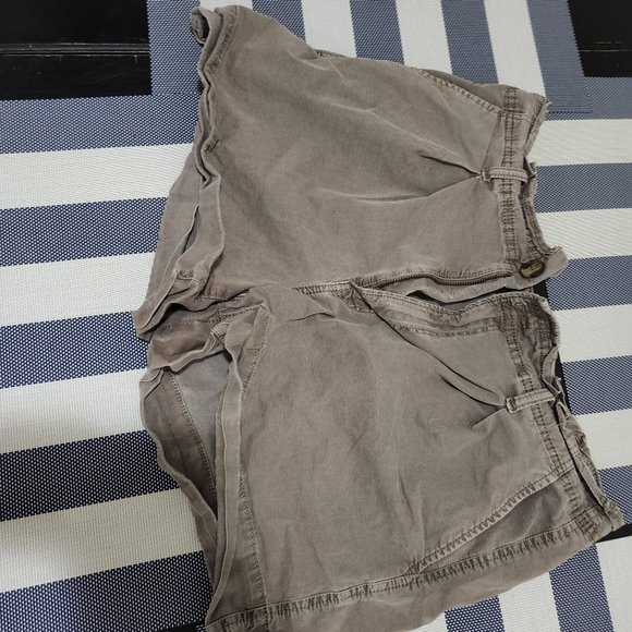 Shorts - Picture 1 of 1